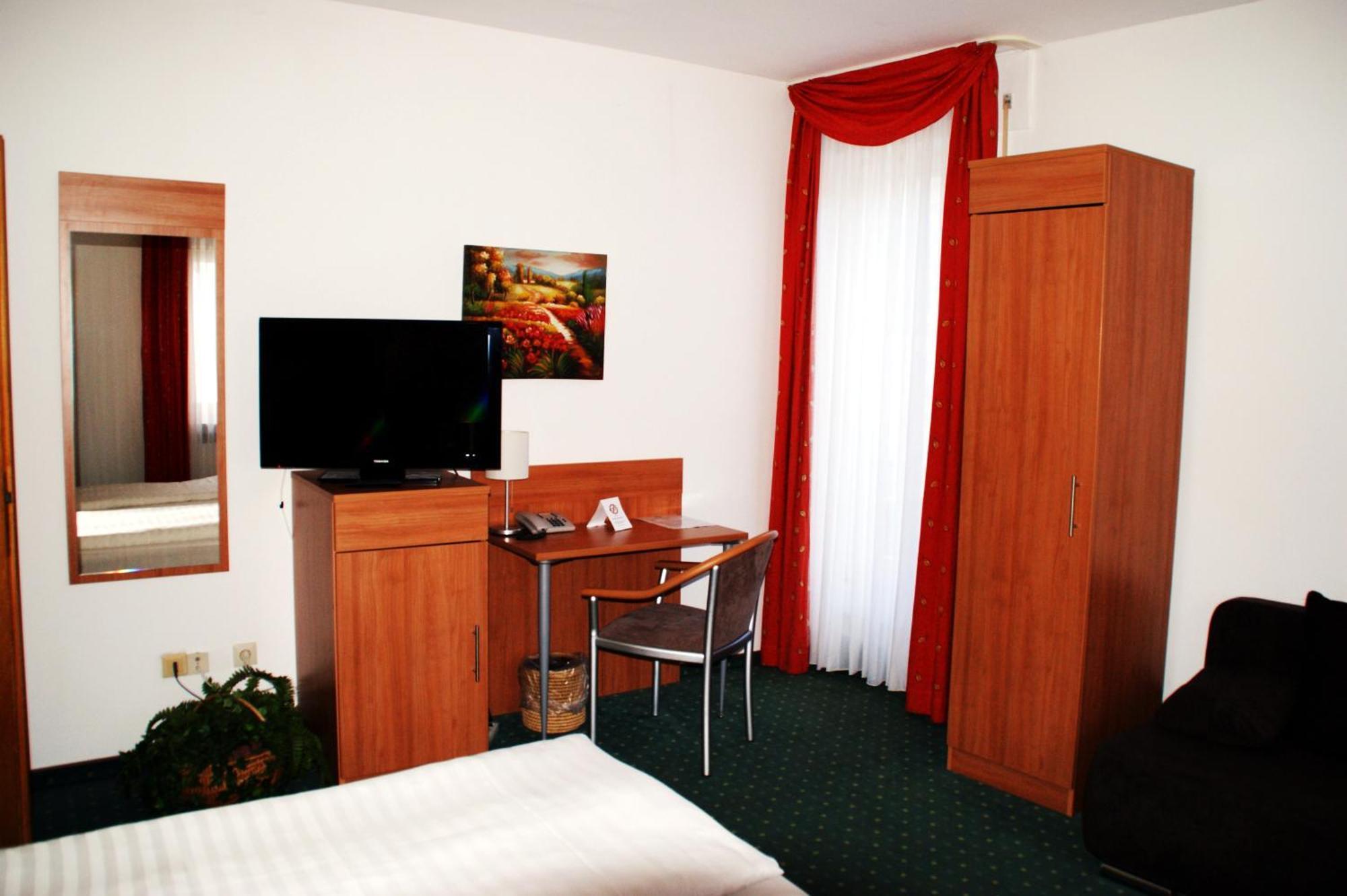 Selters  Landhotel Adler מראה חיצוני תמונה